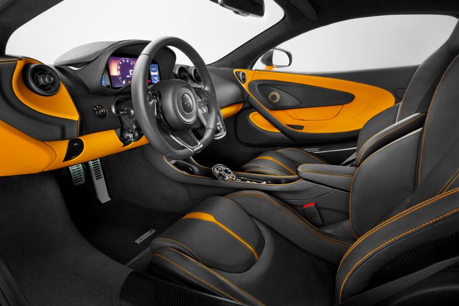  McLaren 570S Coupe 2015 года  (фото 19 из 38)